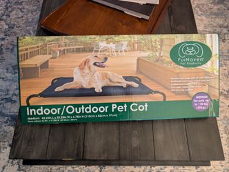FurHaven Indoor/Outdoor Pet Cot Medium