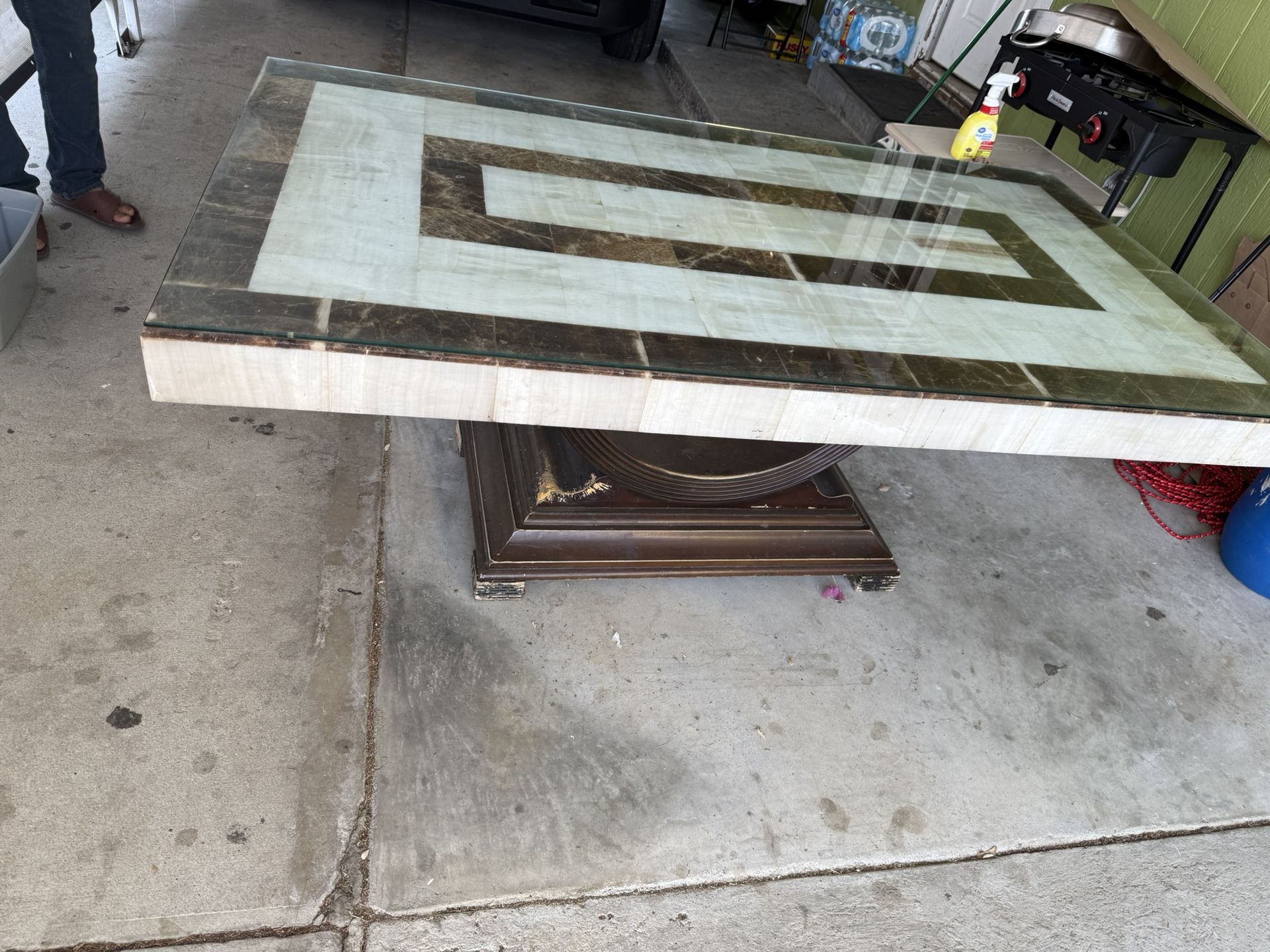 Free Table