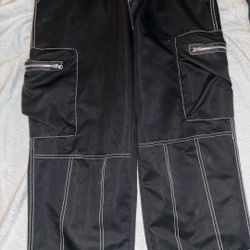 Black Cargo Pants, Size: Medium