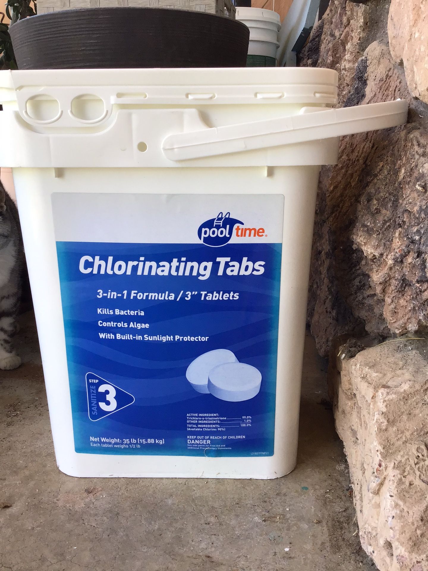 Pool Chlorine Tablets. 35 Lb.  NEW 