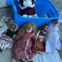 5 Vintage Dolls Good Condition 