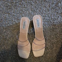 Steve Madden Nude Heels Size 9.5