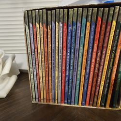 24 Magic SCHOOL House Books