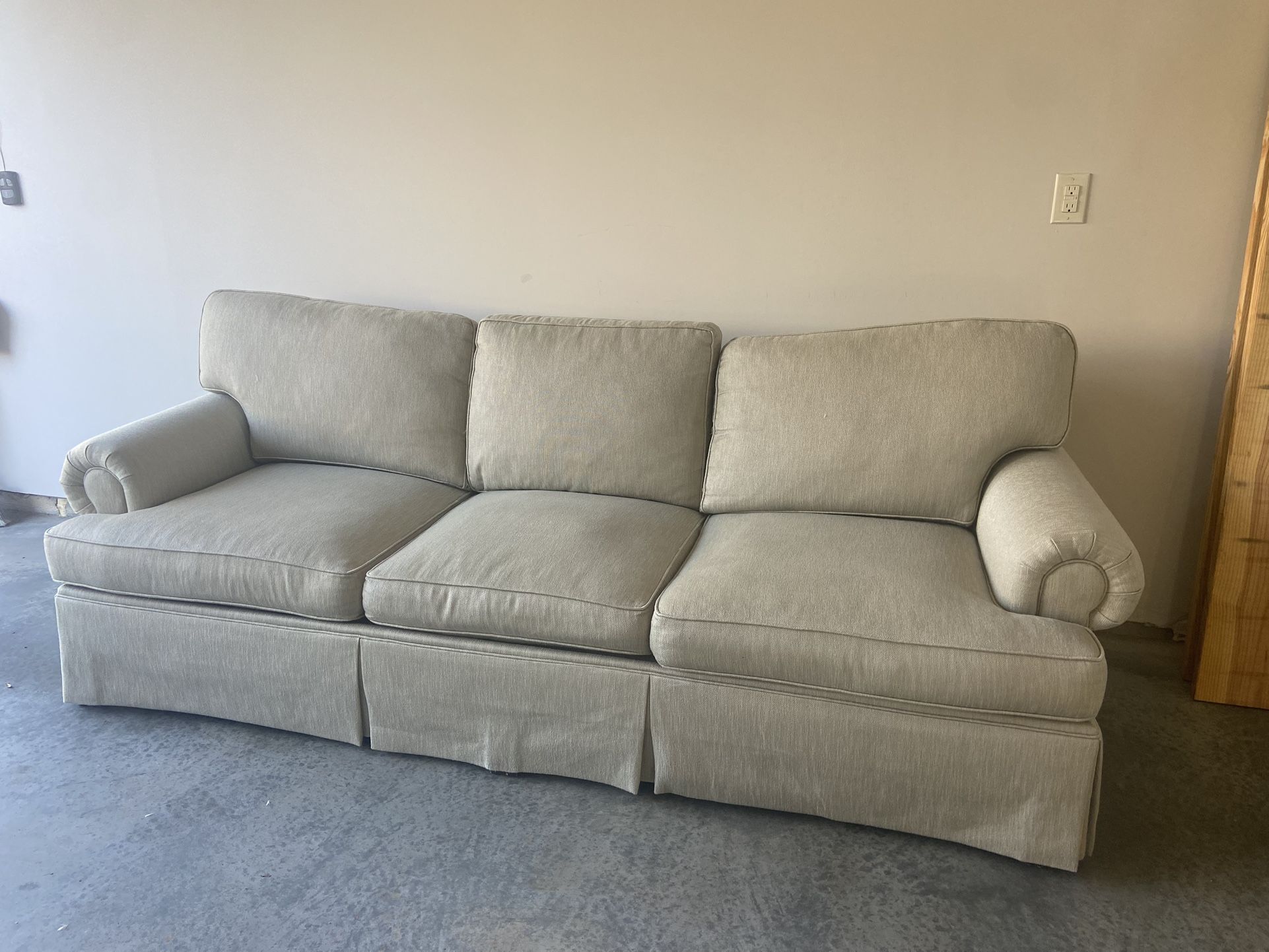 Havertys Sofa for Sale in Mooresville, NC OfferUp