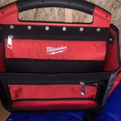 Milwaukee Pack out Tool Bag