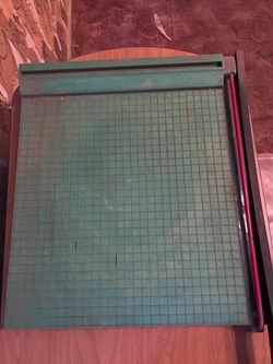 Large papercutter