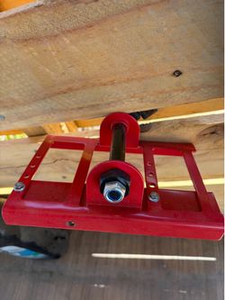 Red Heavy Duty Wood Clamp