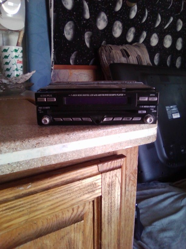Car Stereo's Audio vox/ Pioneer
