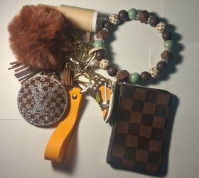 Wristlet set with wallet