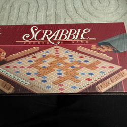 1989 Milton Bradley Scrabble Game 