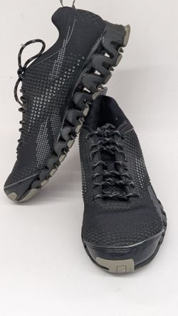 Reebok men's size 9. $40