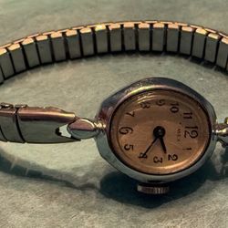 Vintage Women’s Timex Stretch Band Watch