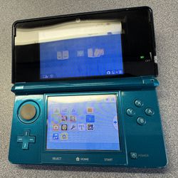Nintendo 3DS - Aqua Blue