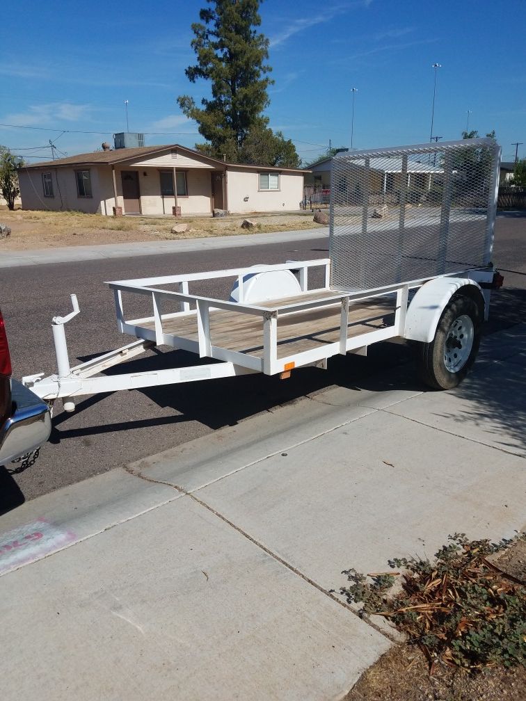 5 x 8 enclosed cargo trailer utility trailer very good condition good tires heavy duty ramp $1,000 firm no less this trailer is nice