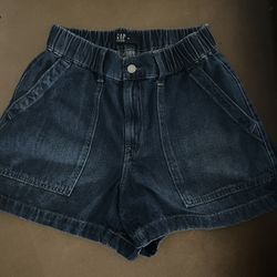 Gap Shorts