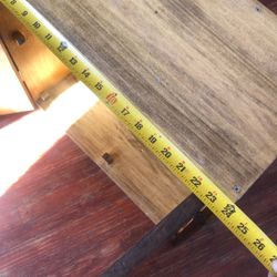 Drawer. ( Cajon)