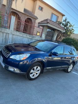 2010 Subaru Outback Limited