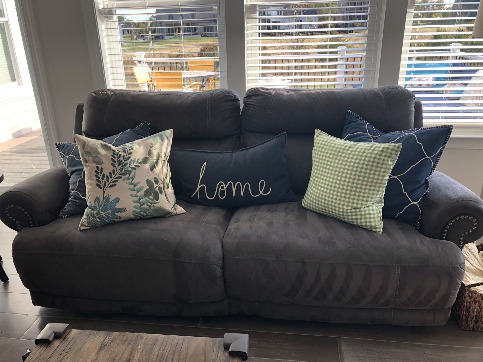 Gray Living Room Sofa Set in Great Condition