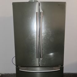 Samsung Refrigerator For Sale 400$
