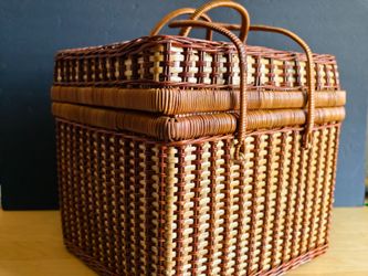 vintage handwoven wicker picnic basket