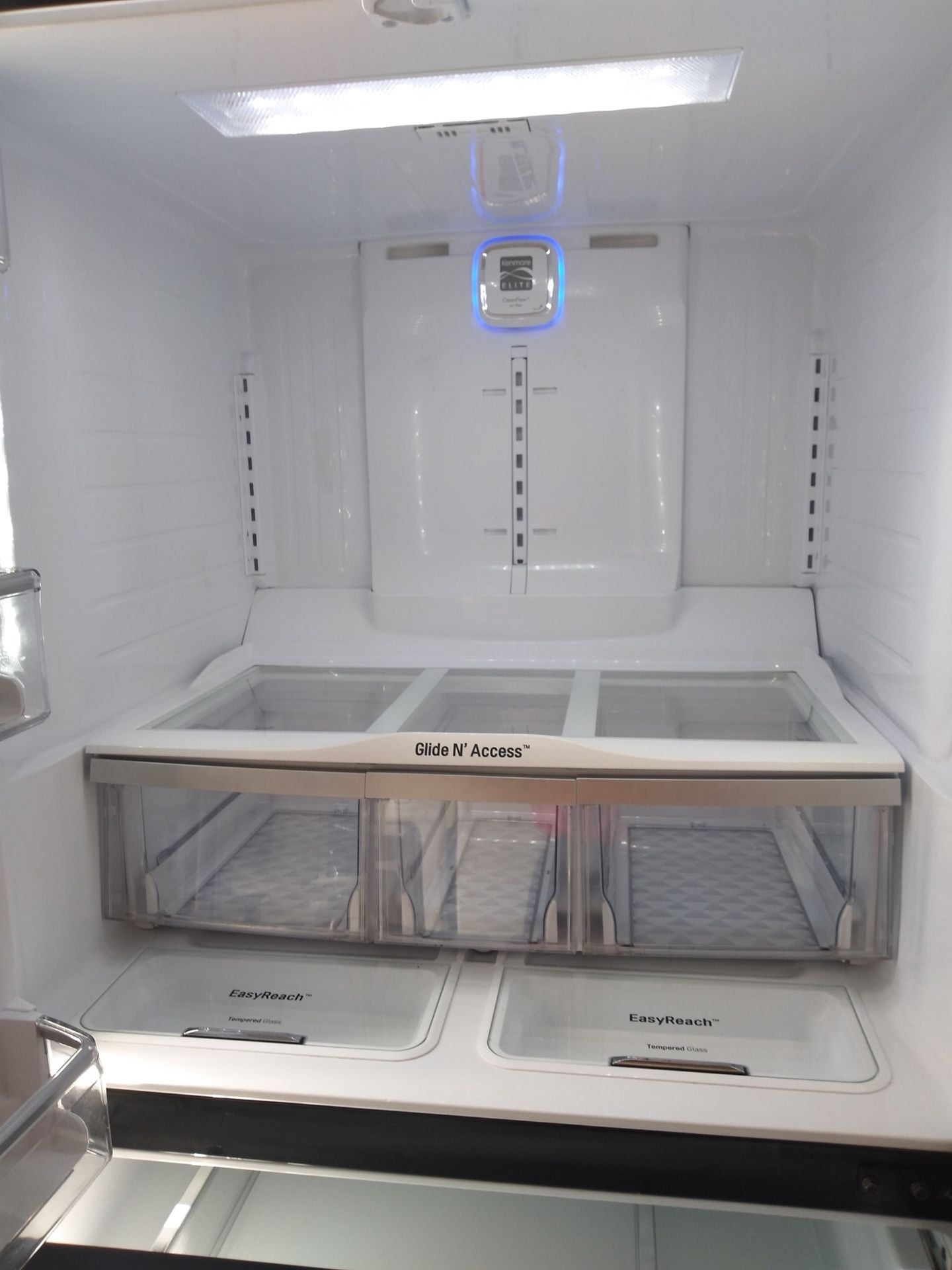 LG 4 Door Fridge Black Stainless Steel with water and ice dispenser ready to go with warranty. Custom chill drawer