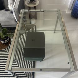 DINING TABLE - EXTENDS TO FIT 6-8