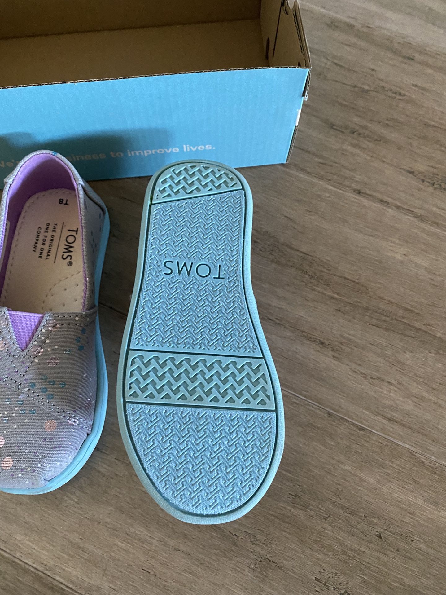 New Tom’s Shoes