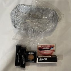 MAC Cosmetics- Bundle