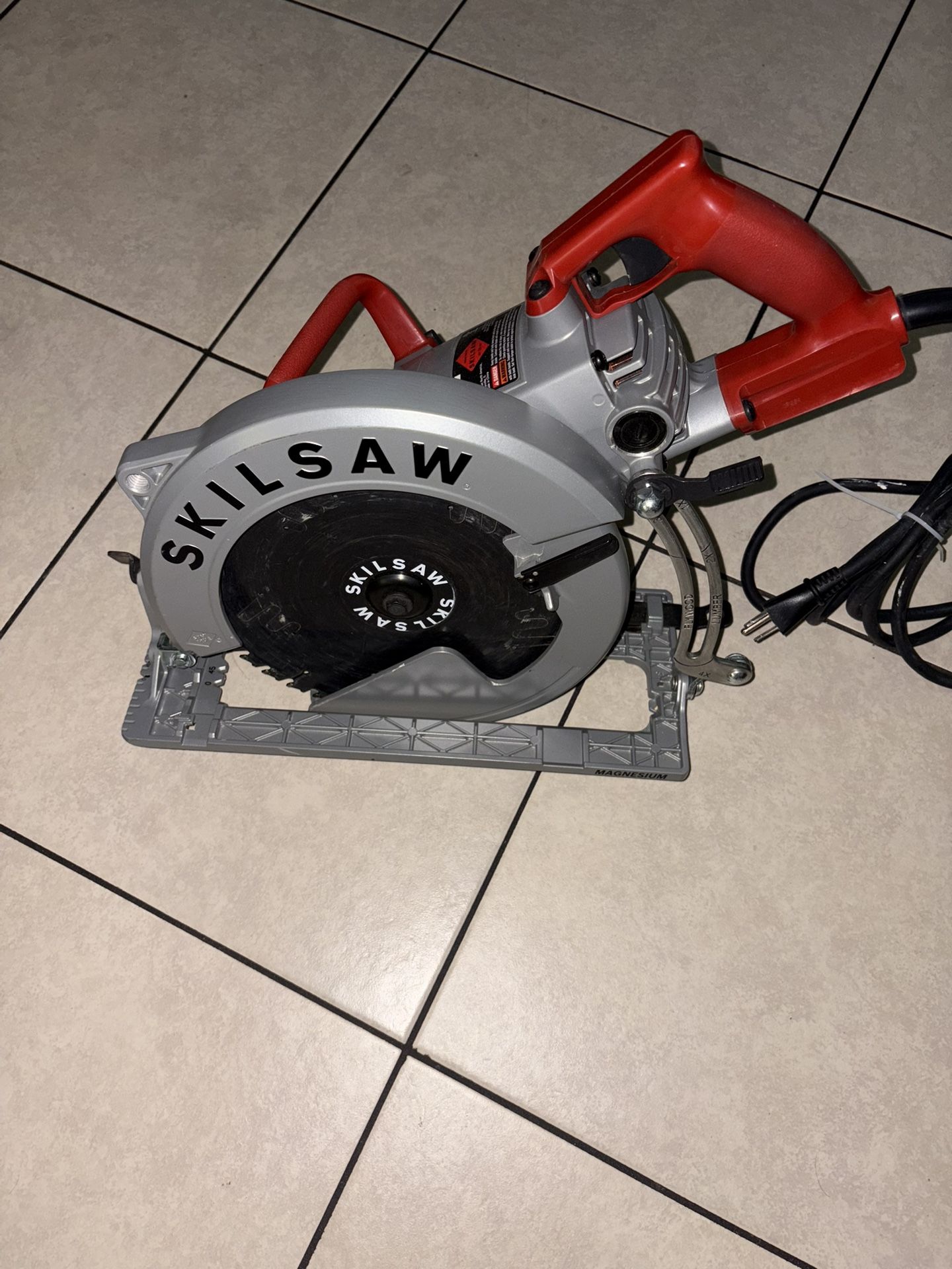 Skilsaw 10-1/4