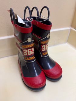 Boys boots