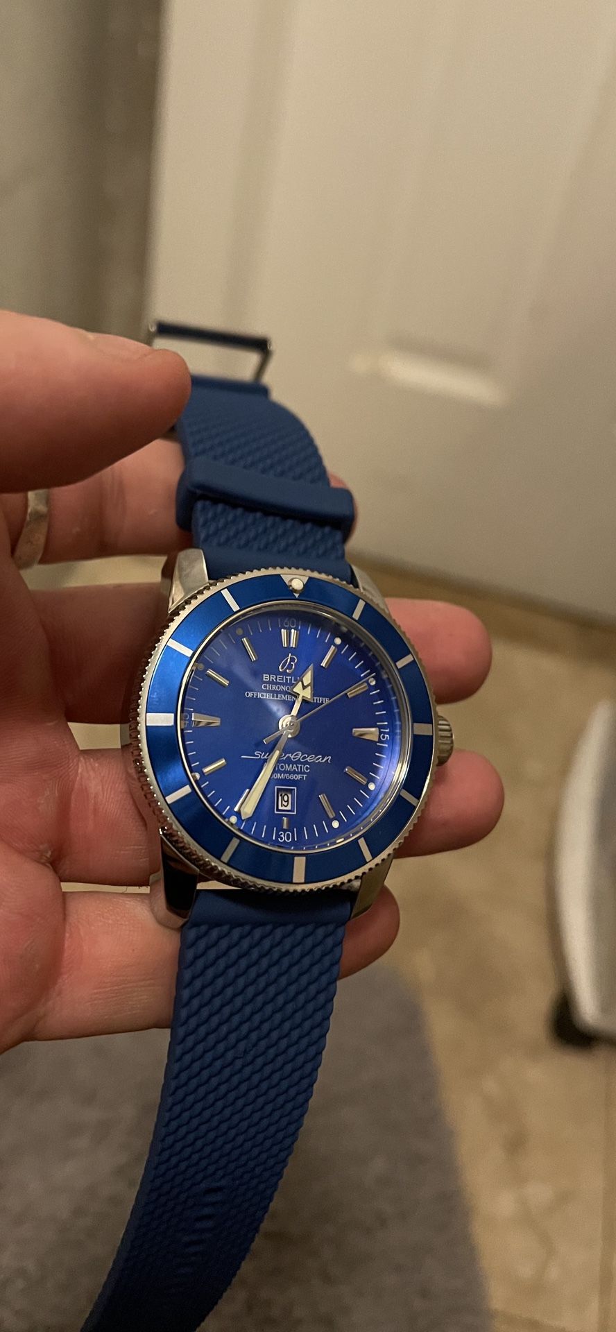 Automatic Diver Watch With Blue Dial