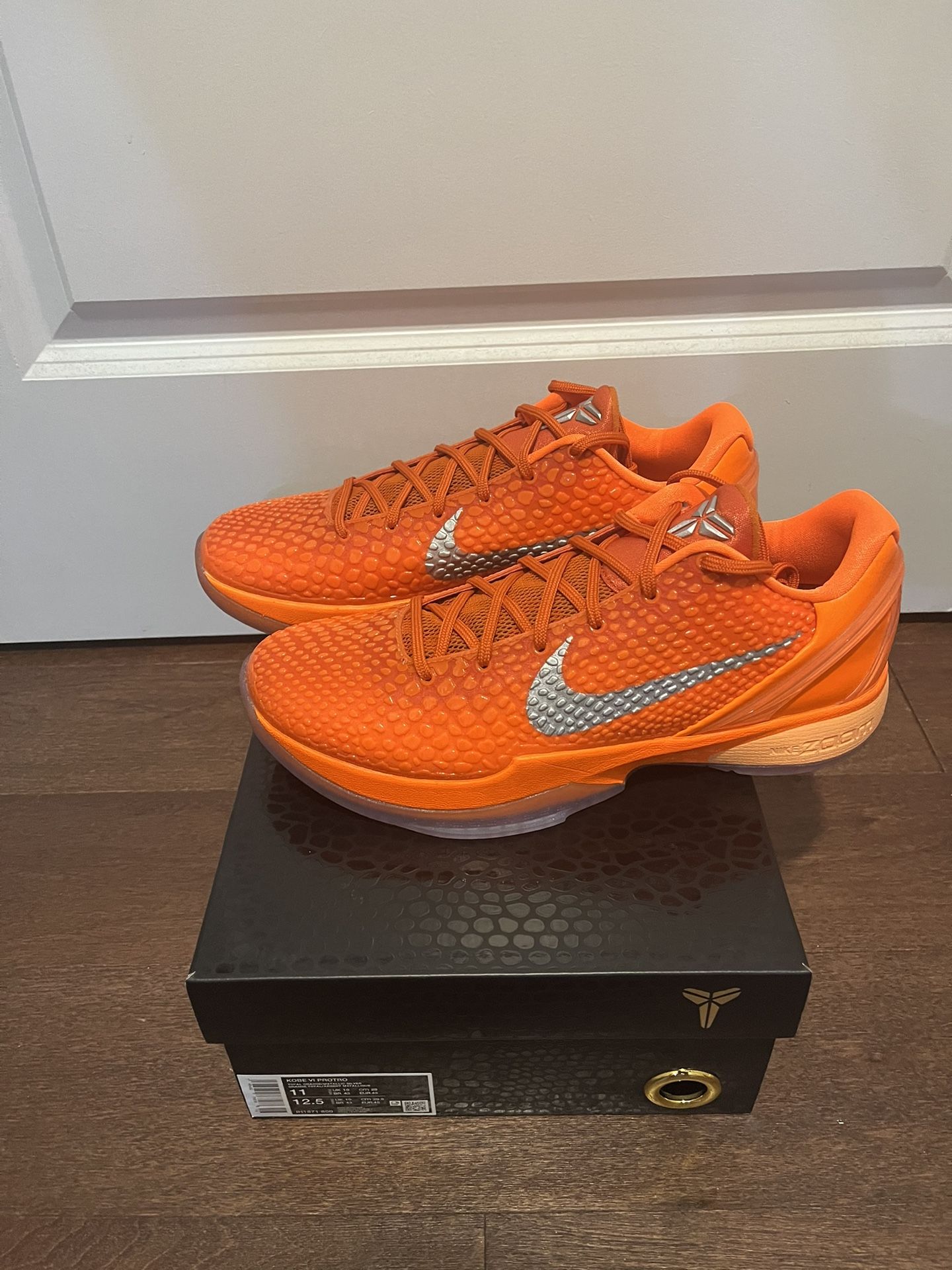 Kobe 6 Total Orange - Size 11