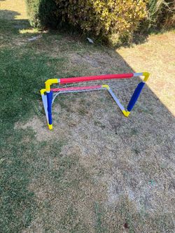 kids soccer goal. New. 10$