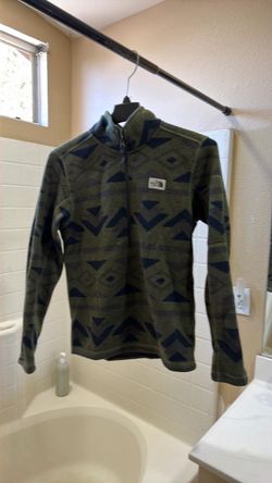 The Northface half zip fleece