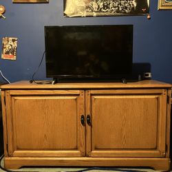 Entertainment Center/Cabinet