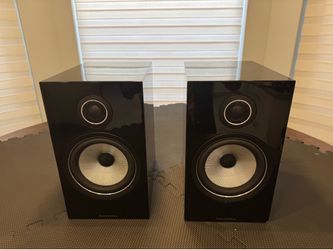 Bowers & Wilkins 706 S2 Bookshelf Speakers