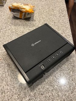 Finger print safe Biometric Pistol Gun Safe - 2 Handgun Safe - Quick Access - Fingerprint Safe