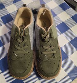 OshKosh Kids Sneakers with Tags