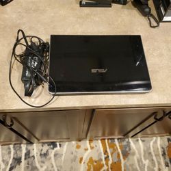 Older Gaming Laptop- Great For A Kid!