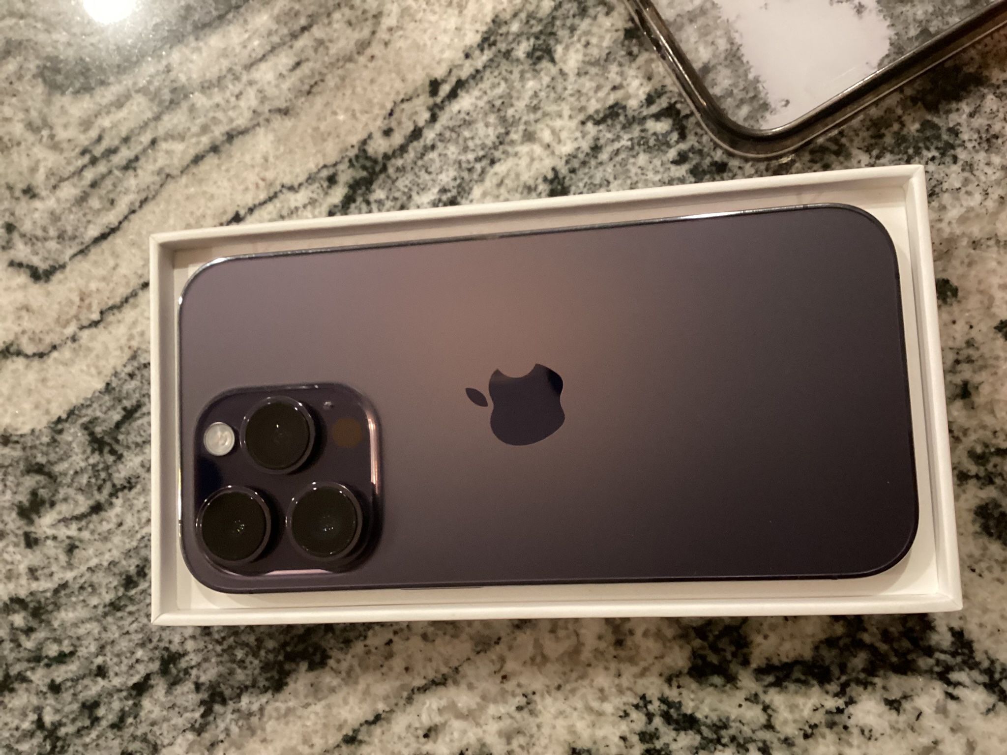 iPhone 14 Pro Unlocked