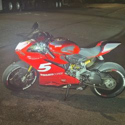 2015 Ducati Panigale Red