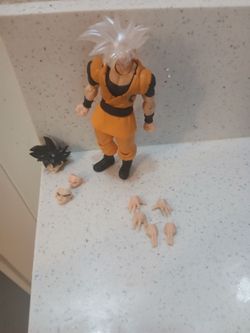 Custom shfiguarts cc goku