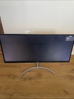 LG Monitor