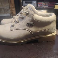 Men's Lugs Size 9 $20