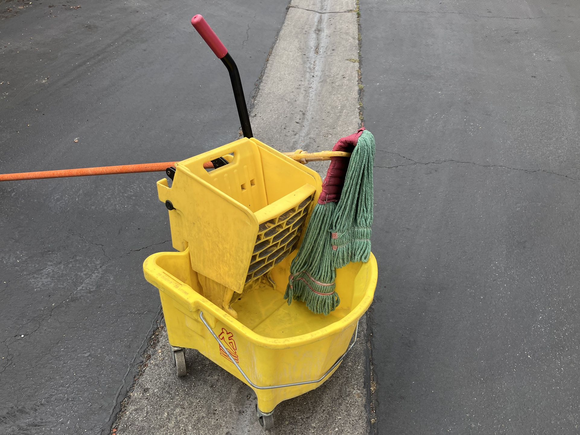 MOP / Ringer Bucket