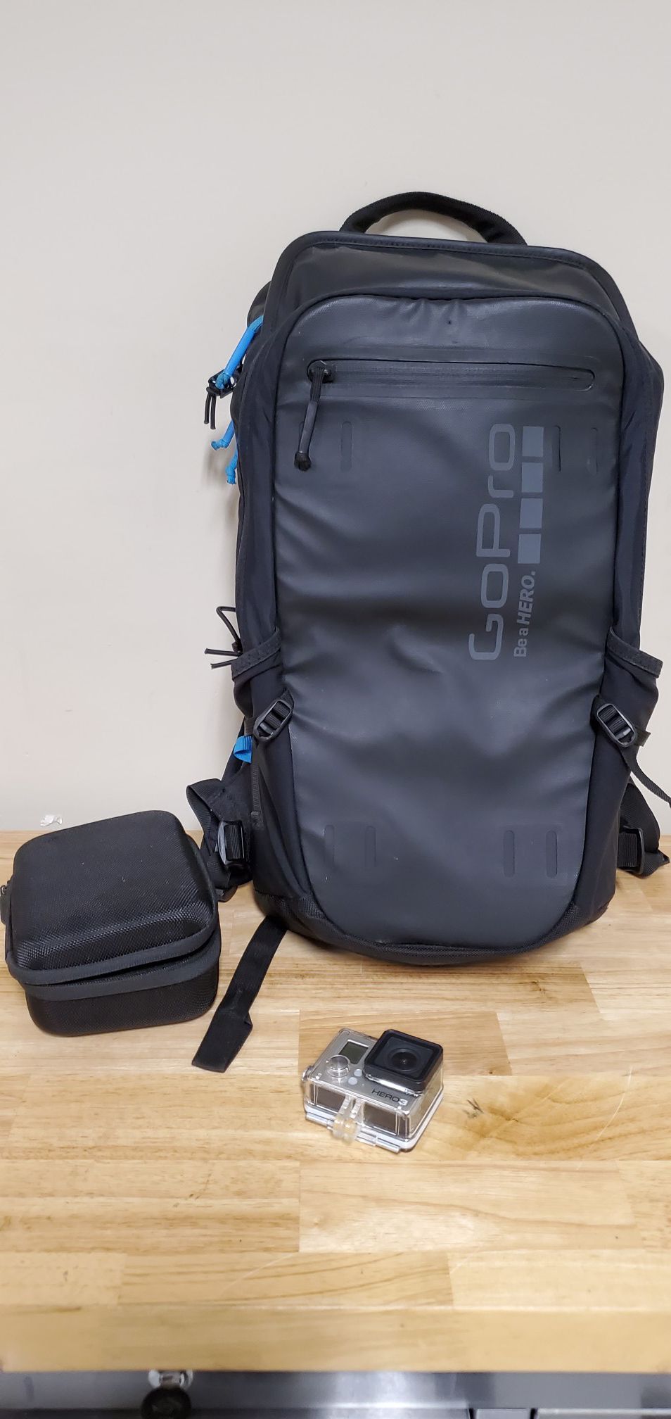Gopro hero 3 w backpack .. great condition!!