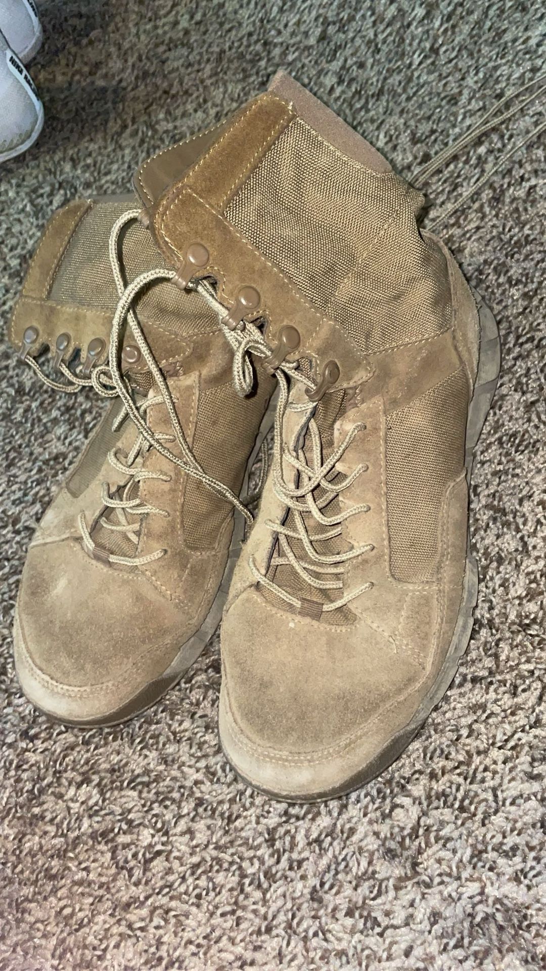 Oakley military grade boots size 7.5 men’s