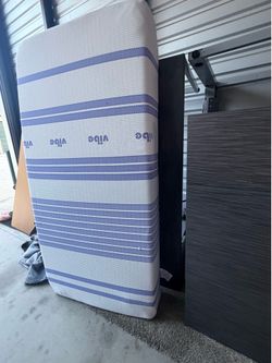 Mattress twin