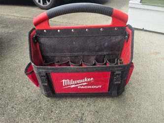 Milwaukee PACKOUT 20" Tool Tote