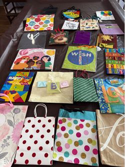 22 various sized gift bags